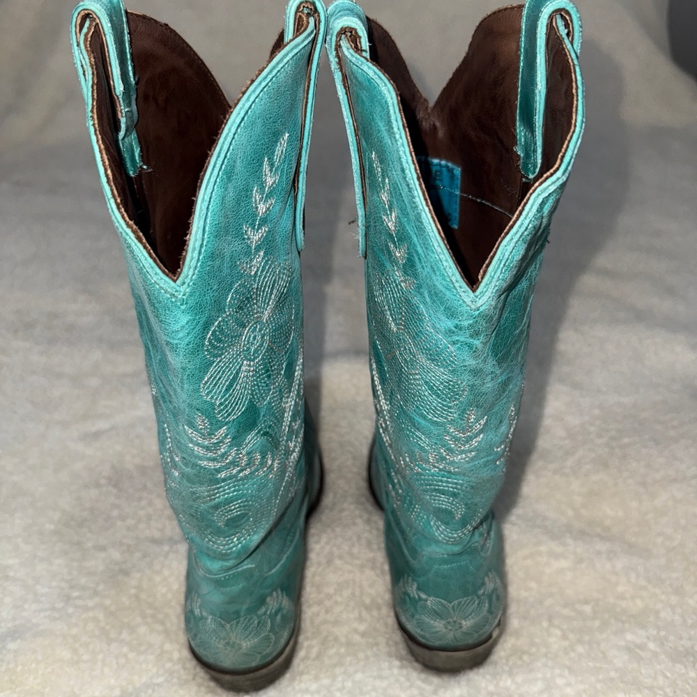 Lane “Ashlee Lace” Turquoise Boots - Picture 2 of 10